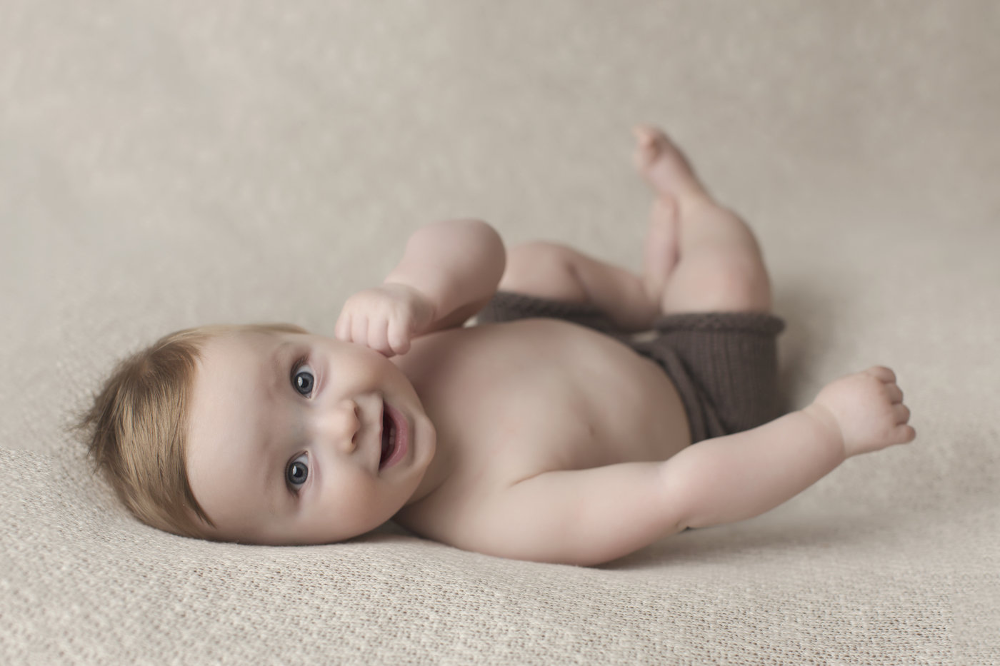 baby milestone photography cleveland