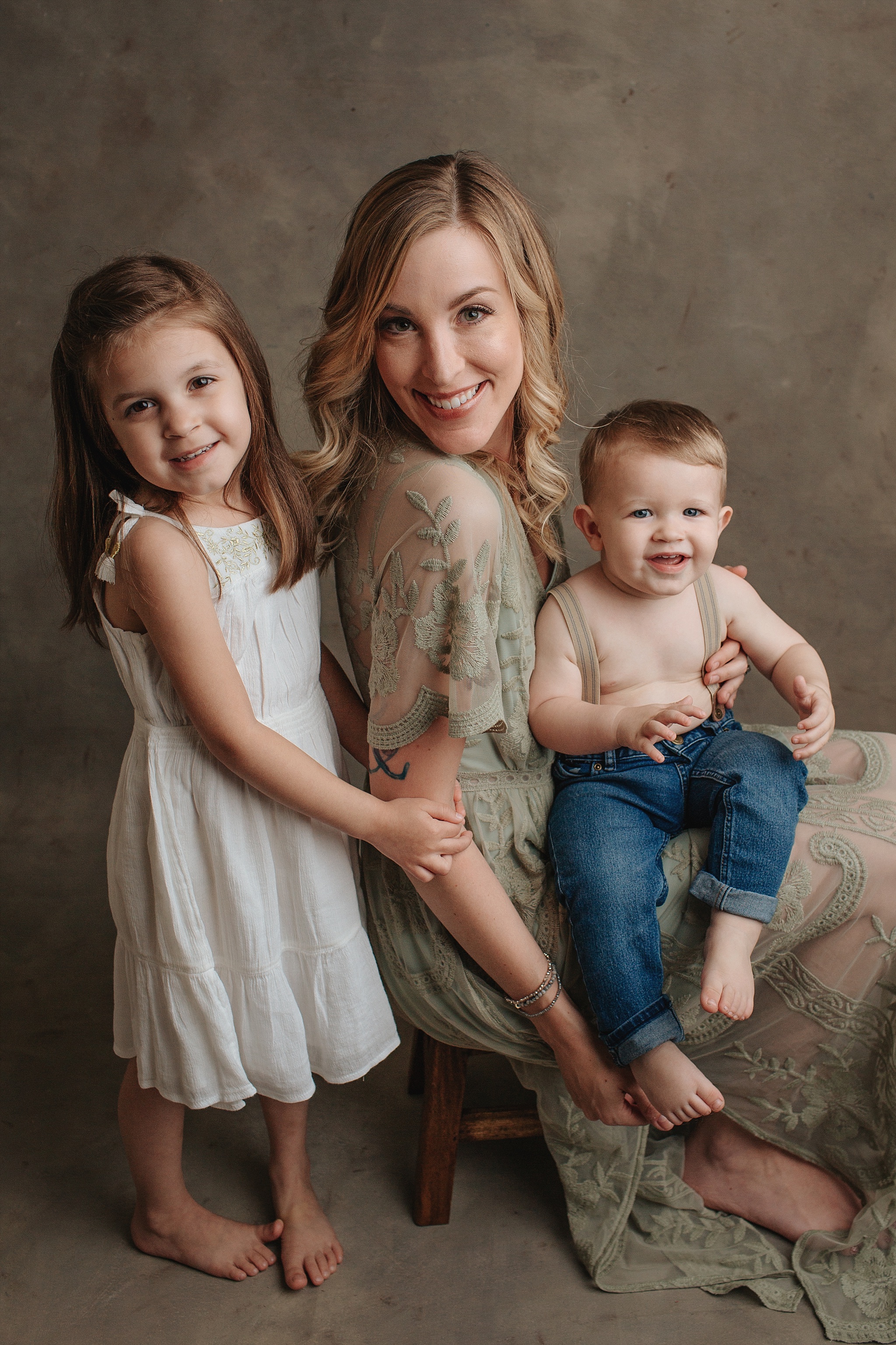 portrait photographer akron ohio